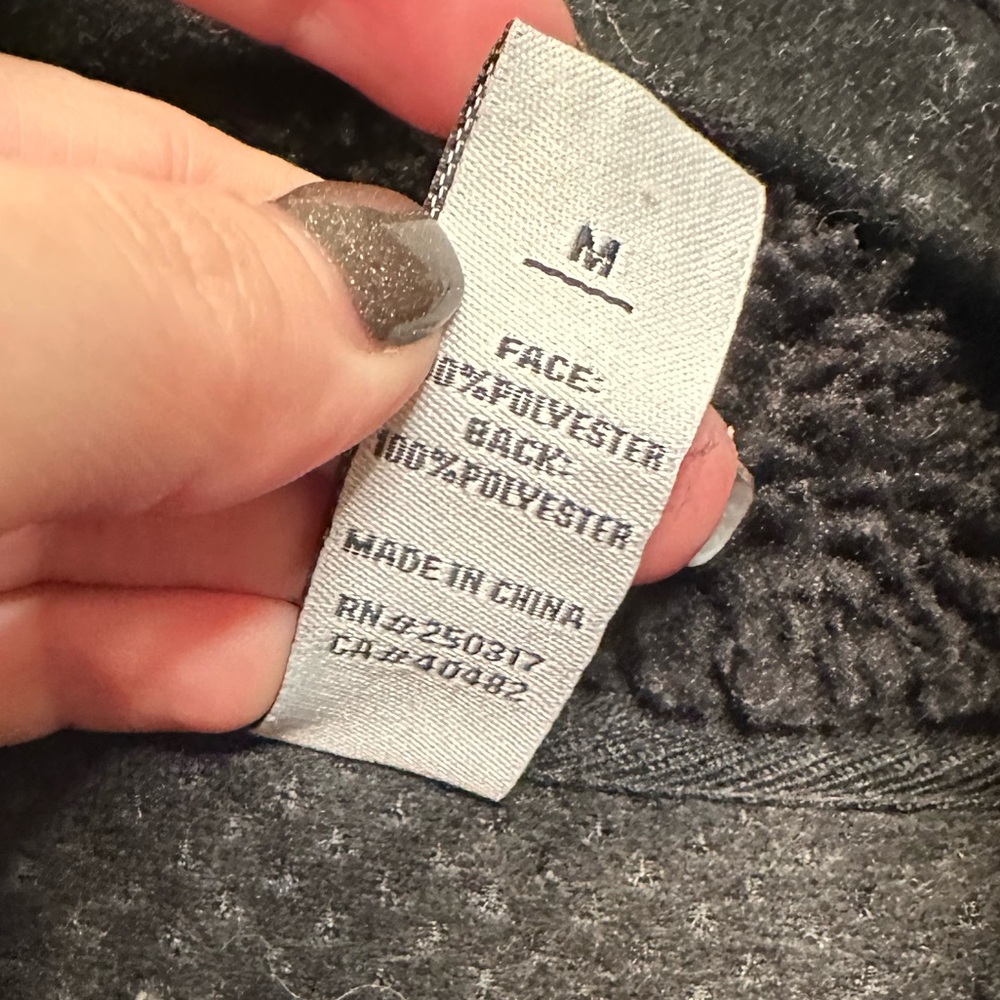 Varley Black Teddy Sherpa Jacket - Picture 7 of 9